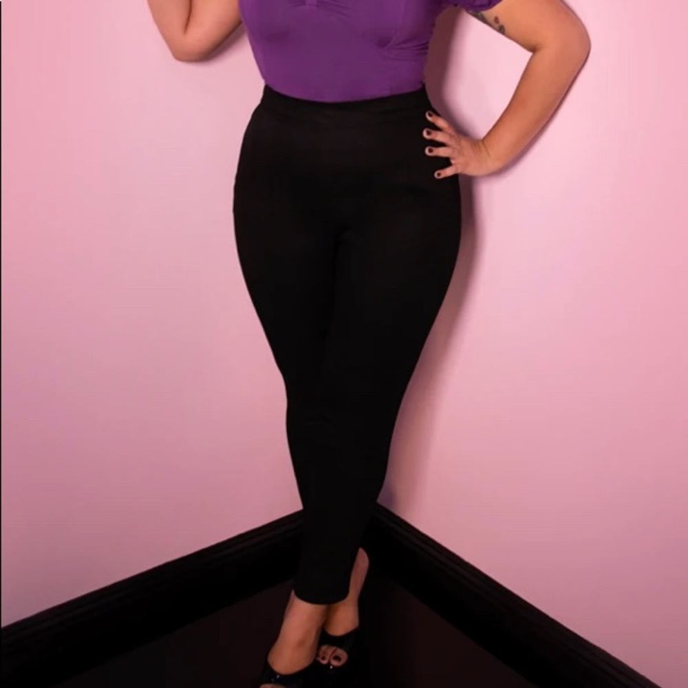 Vixen By Michelline Pitt black Cigarette Pants